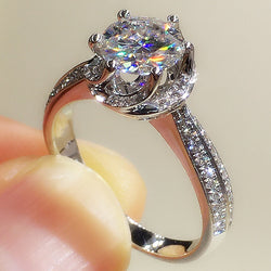 Huitan Trend Eternity Wedding Rings for Women Brilliant CZ Temperament Elegant Marriage Engagement Accessories Classic Jewelry