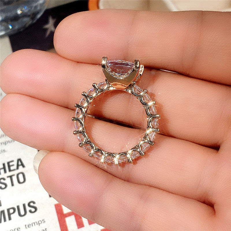 Huitan Square Cubic Zirconia Promise Wedding Rings for Women 2022 Trend Luxury Proposal Engagement Party Rings Ladies Jewelry